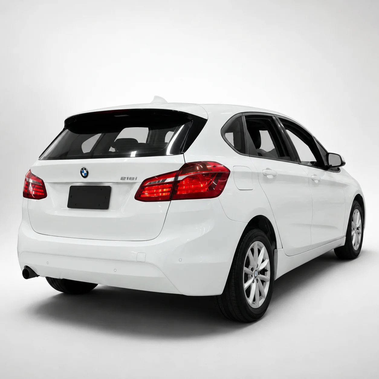 2016 BMW 2 Series Tourer 218i 1.5T Automatic - 5 Seats - White photo 2
