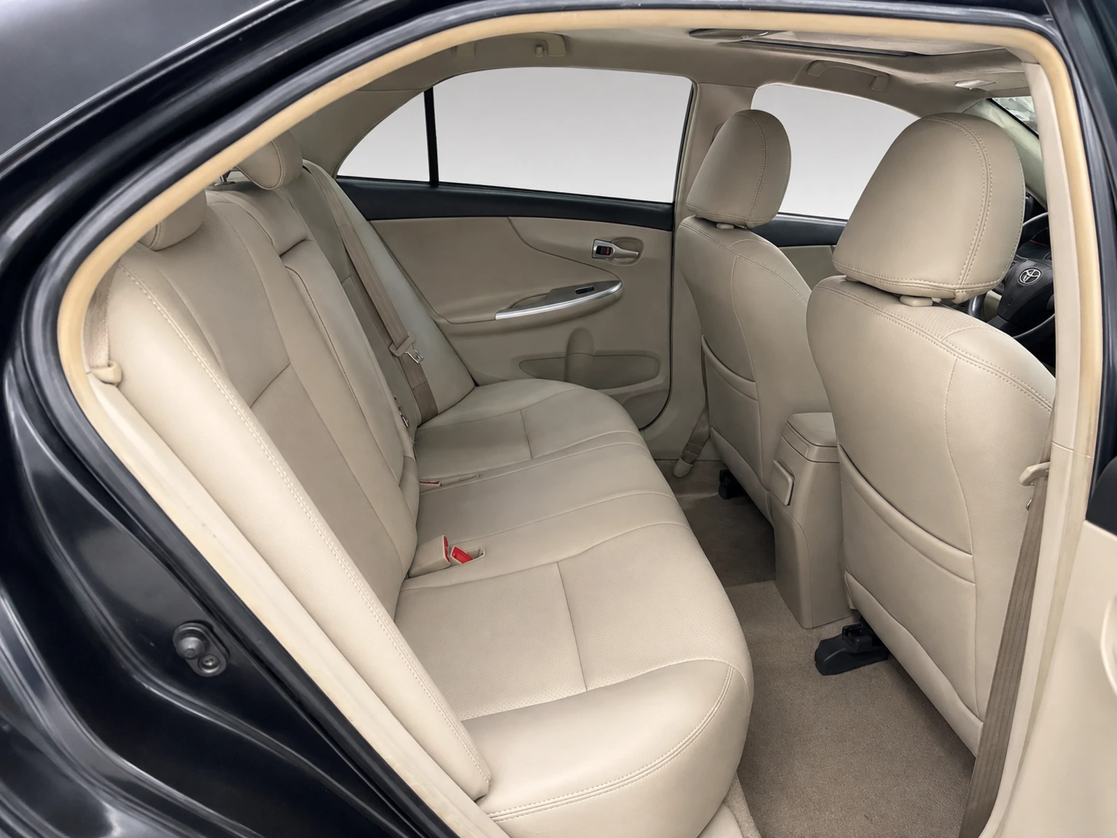 2013 Used Toyota photo 9