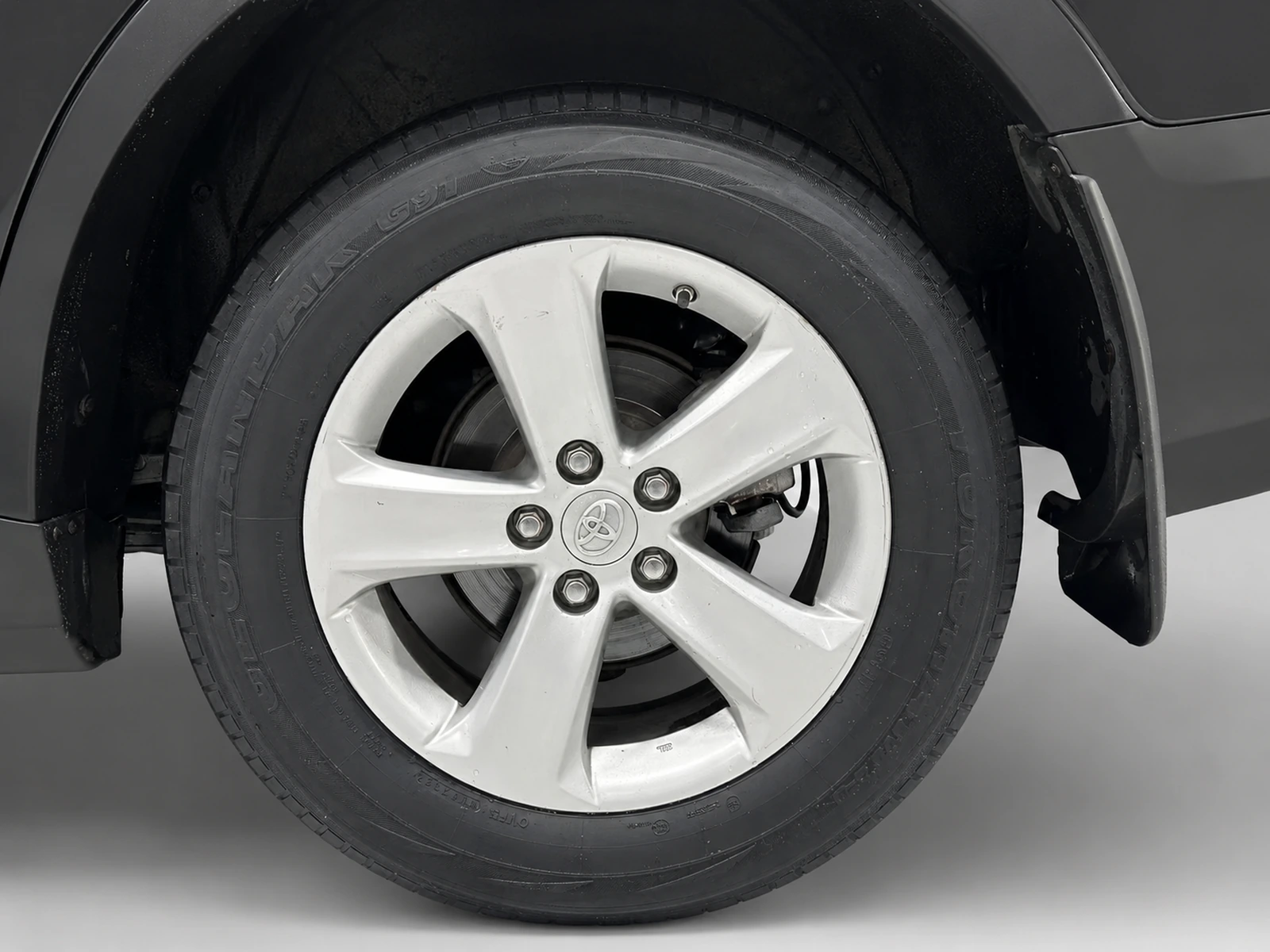 2013 Toyota RAV4 4WD photo 13